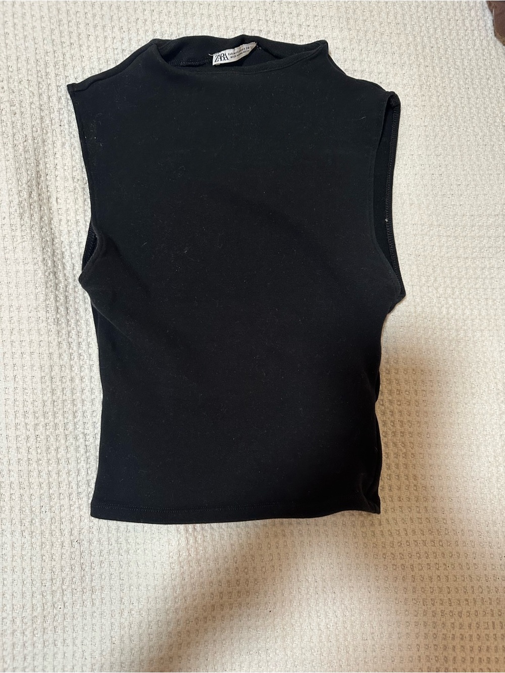 Zara Black Sleeveless Mock-Neck Tank